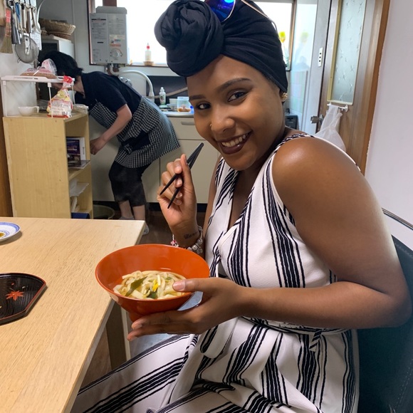 Meet your Posher, Te'tiana - Picture 4 of 6